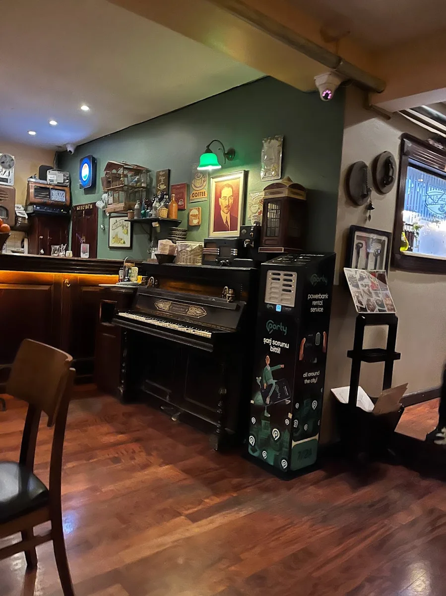 Cafe des Cafes - Görsel 1