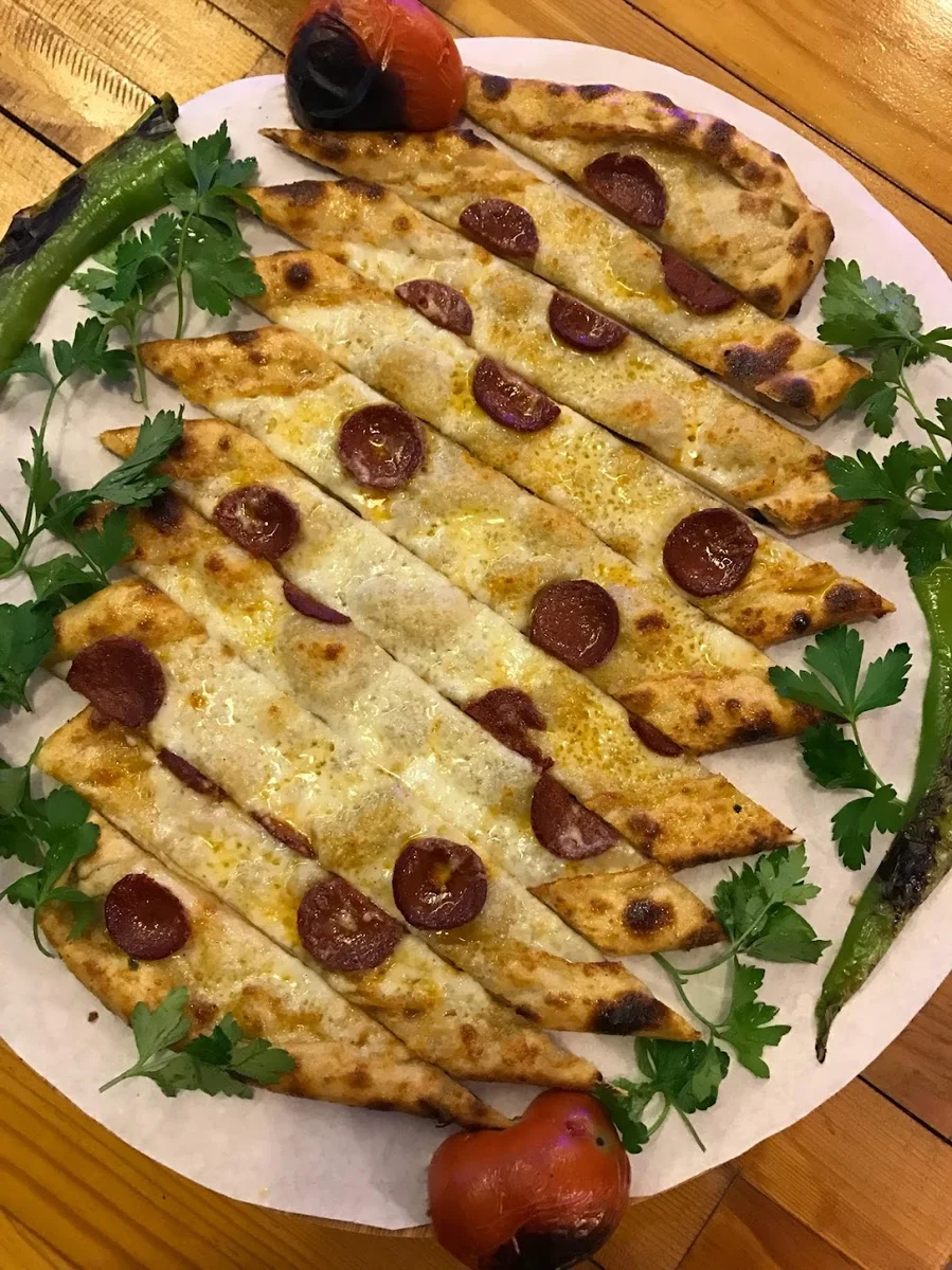 akova kilo ile etmangal pide kebap - Görsel 9