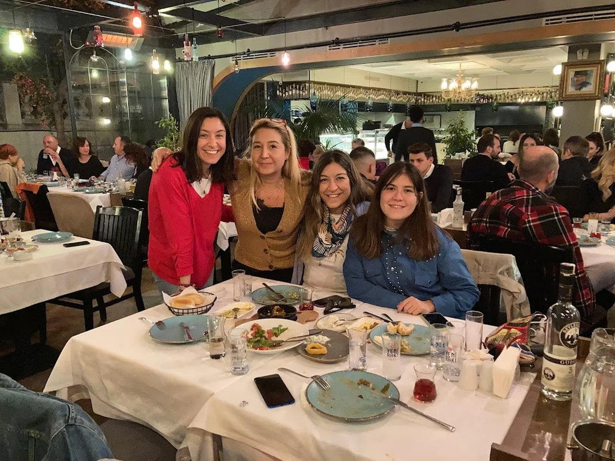 Sensiz Olmaz Meyhane - Görsel 7