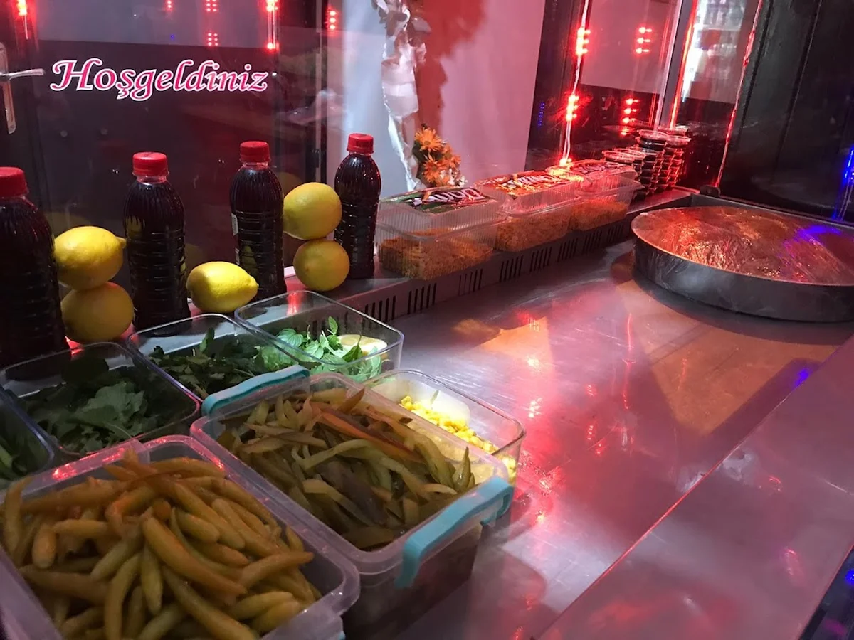 Tarihi Adıyaman Çiğköftecisi Mutlu - Görsel 1