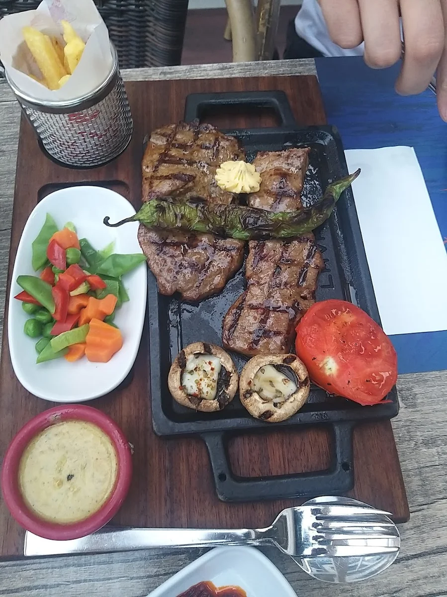 This Town’s Last Stop - Görsel 8