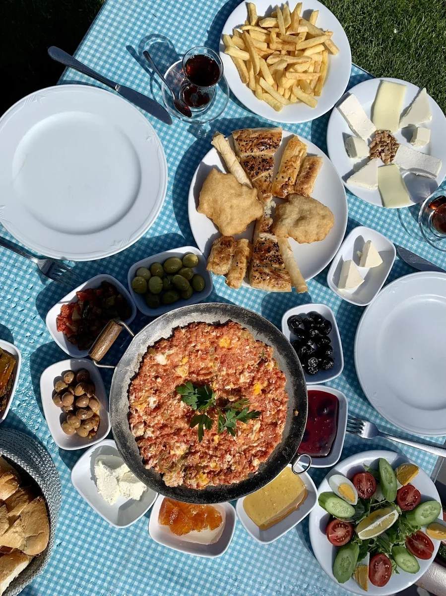 Özgür Bahçe Restaurant - Görsel 2