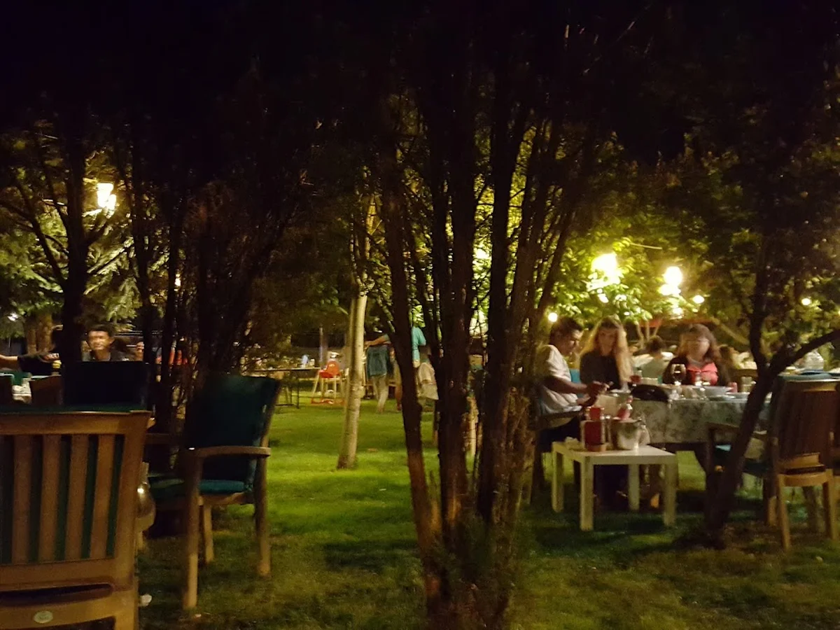 Özgür Bahçe Restaurant - Görsel 5