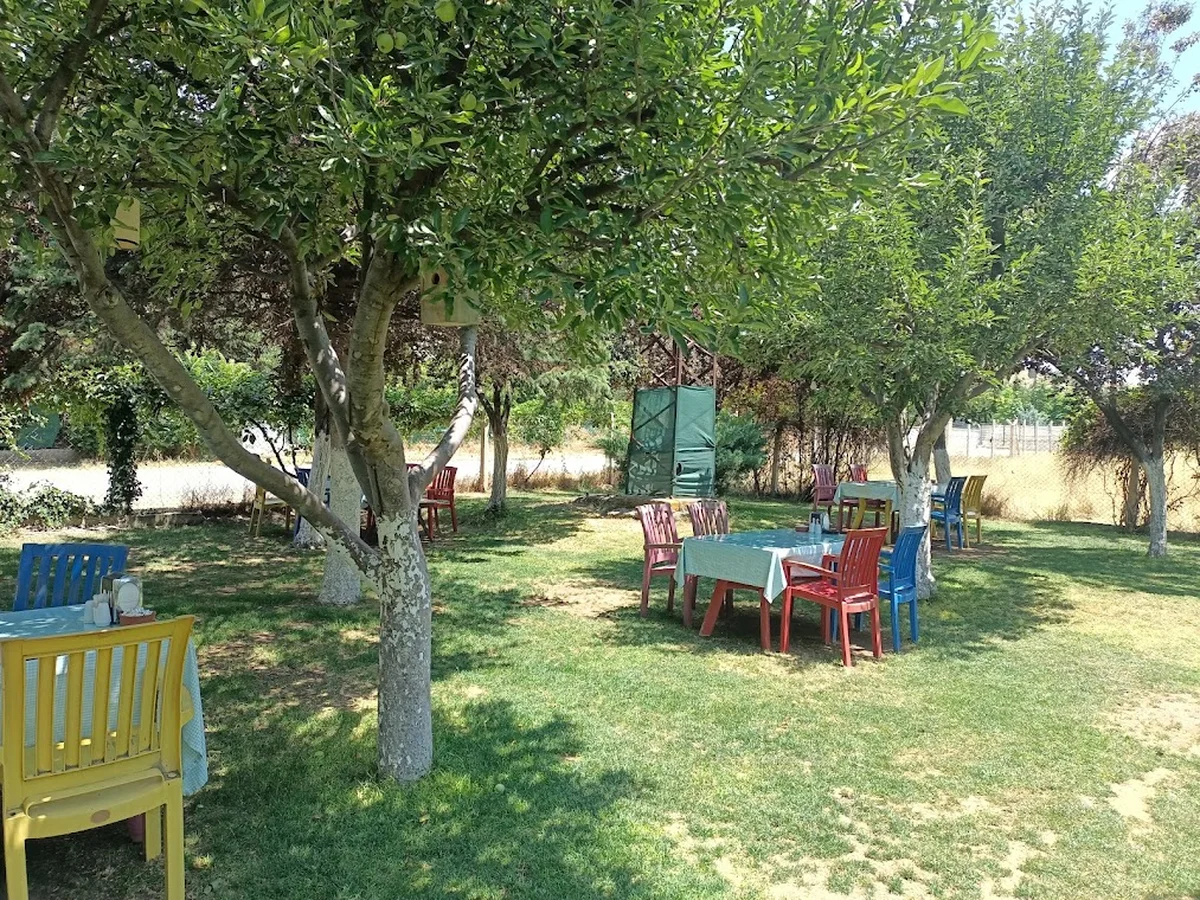 Özgür Bahçe Restaurant - Görsel 8