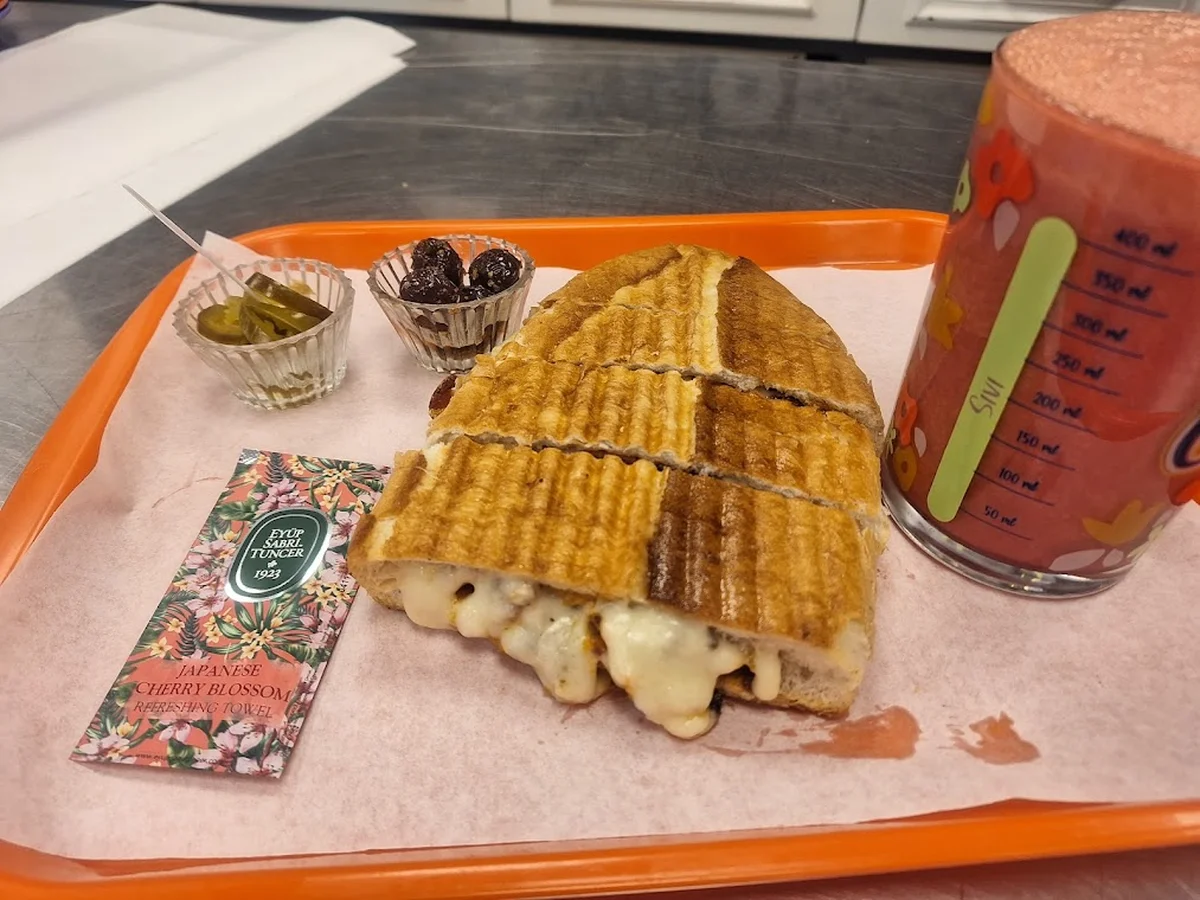 MEŞHUR KUMRUCU VE AYVALIK TOSTÇU EROL USTA - Görsel 7