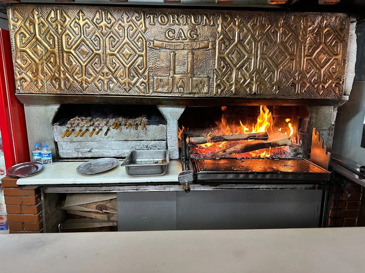 Erzurum Oltu Dadaşlar Tortum Cağ Et Evi - Görsel 2