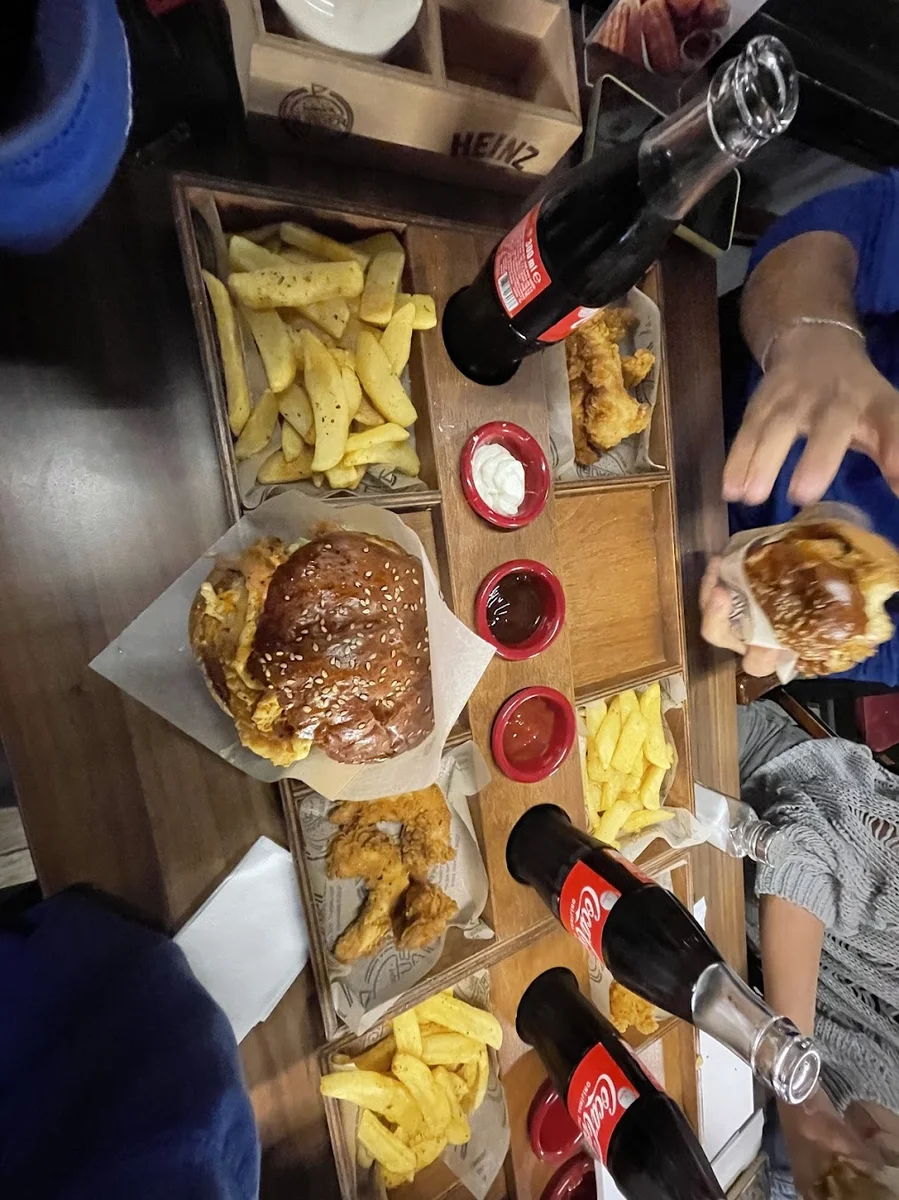 Mama’s Burger & Cajun Cebeci - Görsel 8