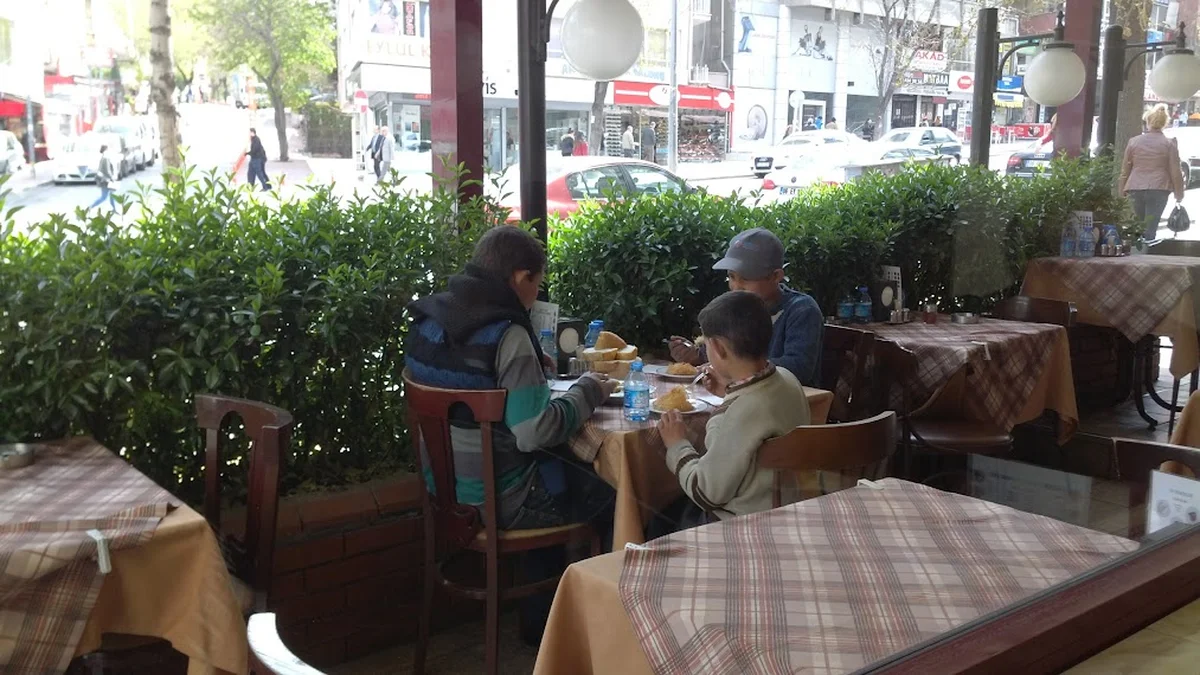 Güldür Ev Yemekleri - Görsel 6