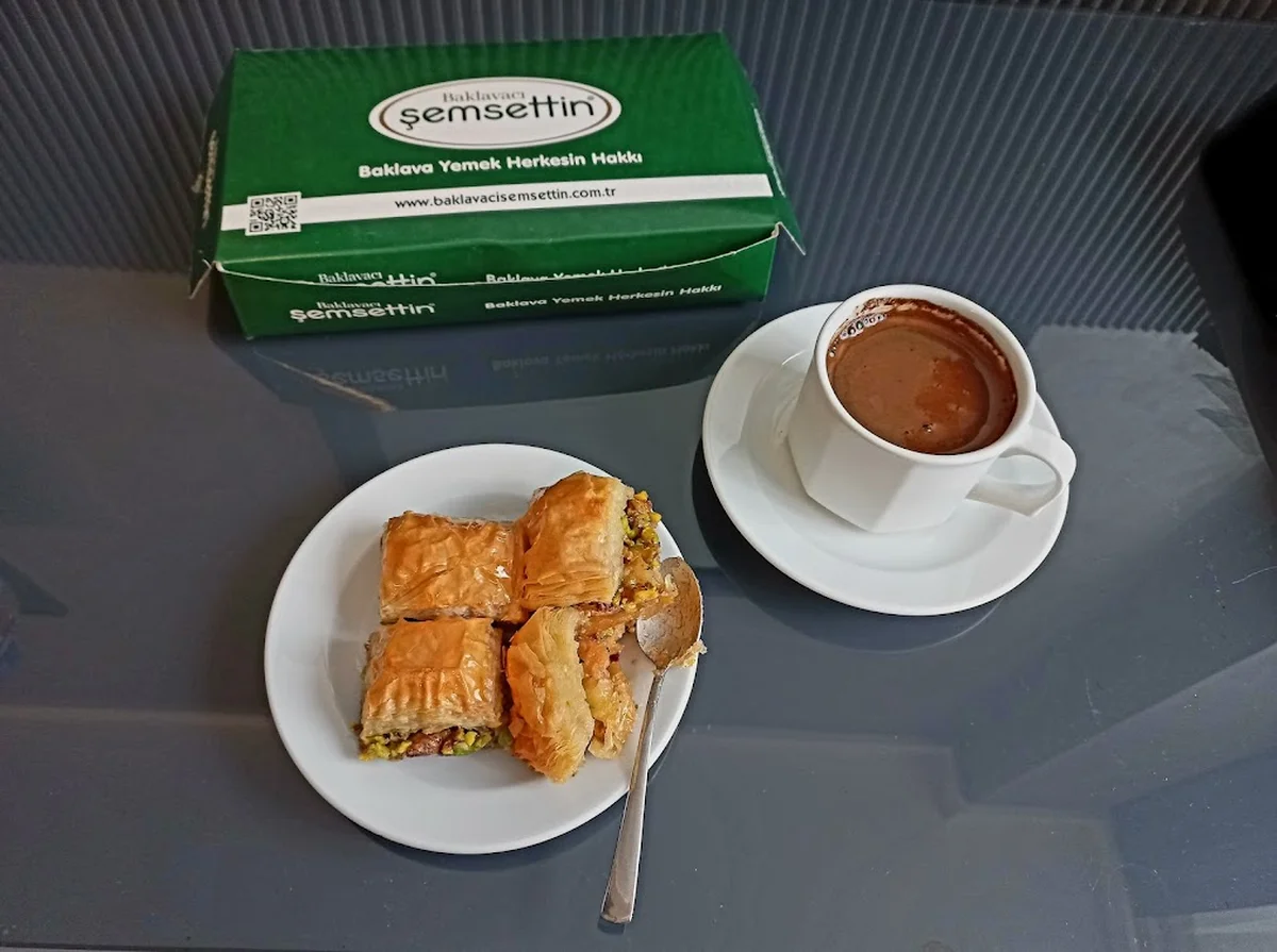 BAKLAVACI ŞEMSETTİN - Görsel 2