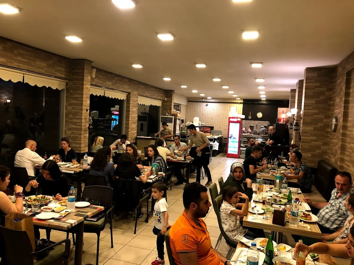 Tarihi İnegöl Köftecisi Nevzat Usta - Görsel 6