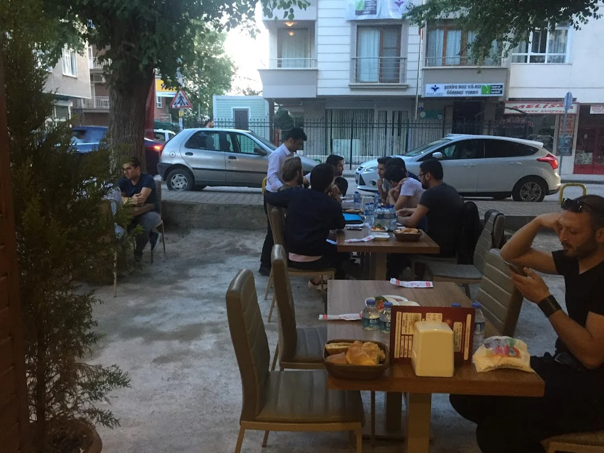 Cızbız Kebap ve çorba - Görsel 5