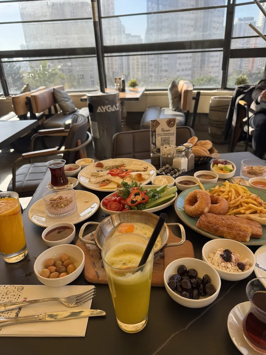 The Hunger Bulvar 216 - Görsel 3