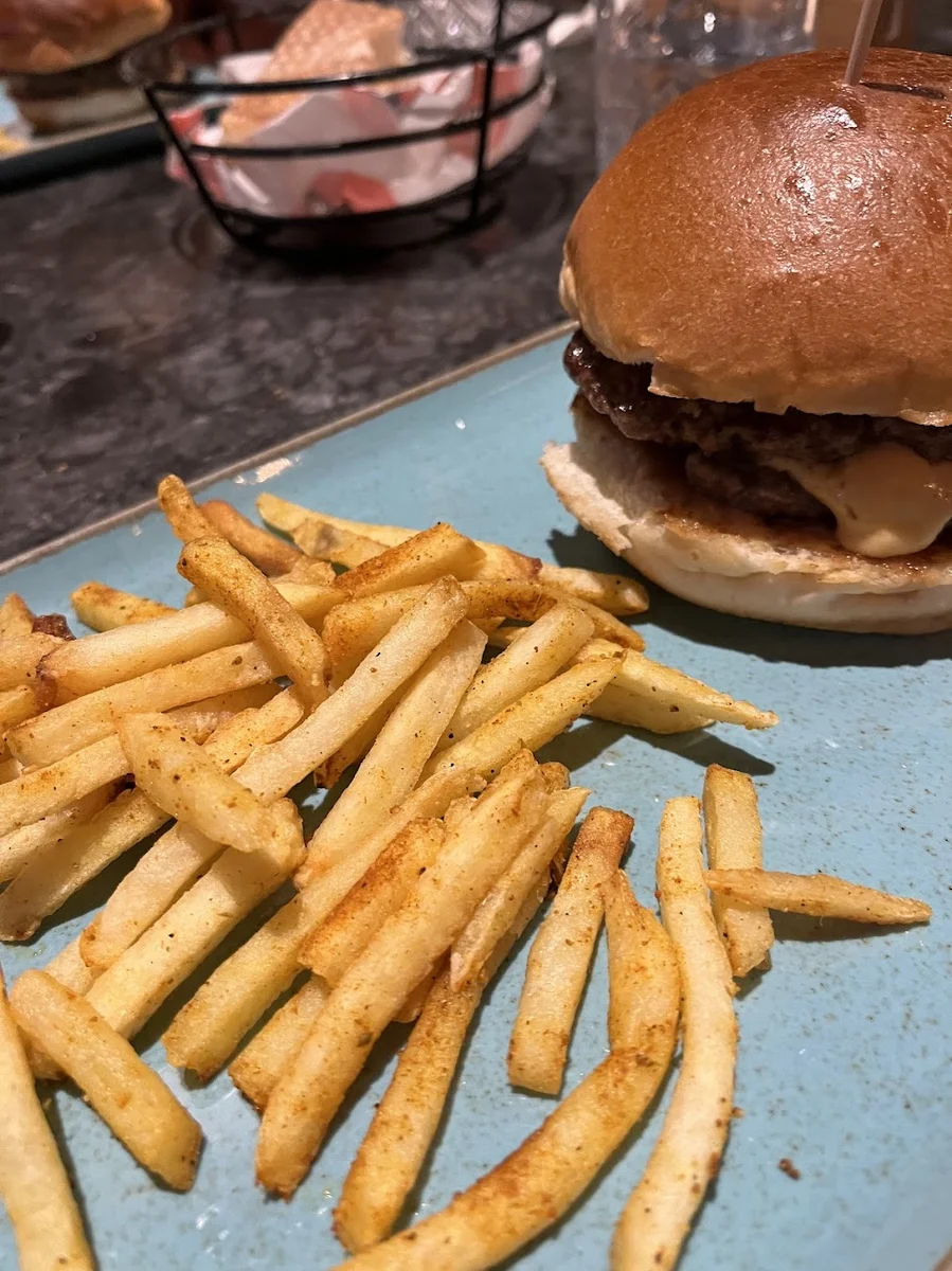 Beeves Grill & Brasserie - Görsel 6