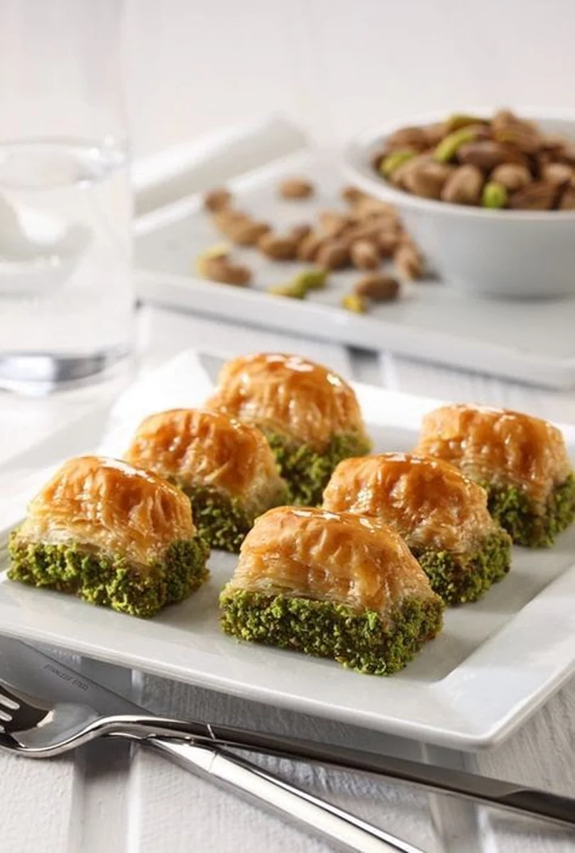 Baklavacı Güllüoğlu / Ataşehir - Görsel 1