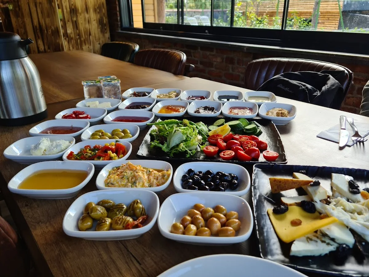 Boyalık Meva Garden Kır Lokantası - Görsel 9