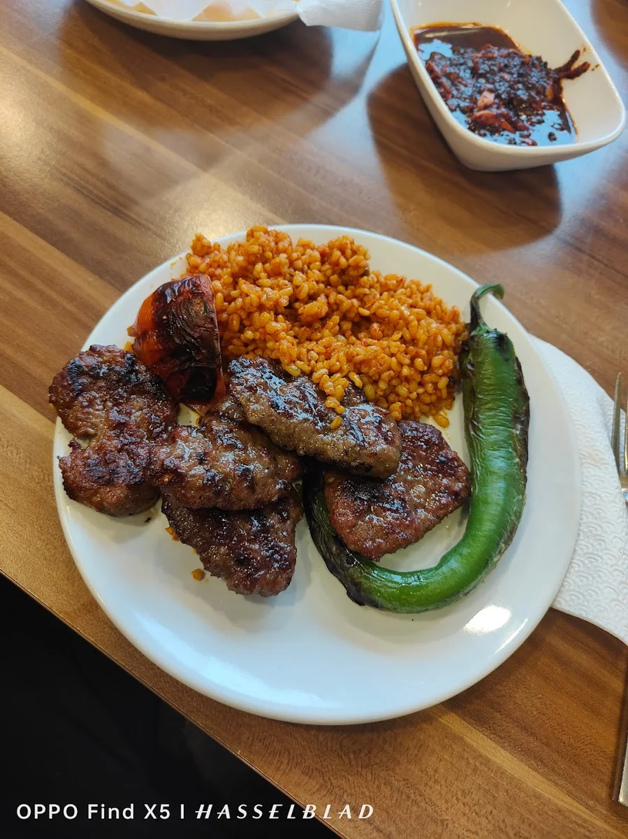 Köfteci Kara Tayakadın Şubesi - Görsel 9