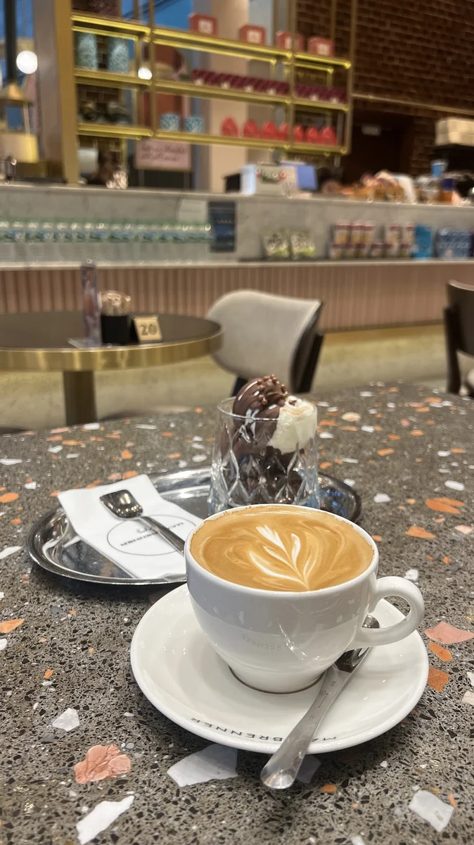 Max Brenner Chocolate Bar & Restaurant - Görsel 1