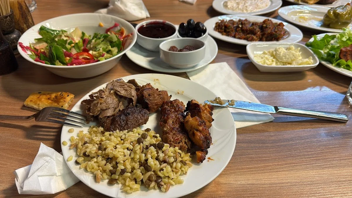 Madalyalı Restoran – Ataşehir - Görsel 1