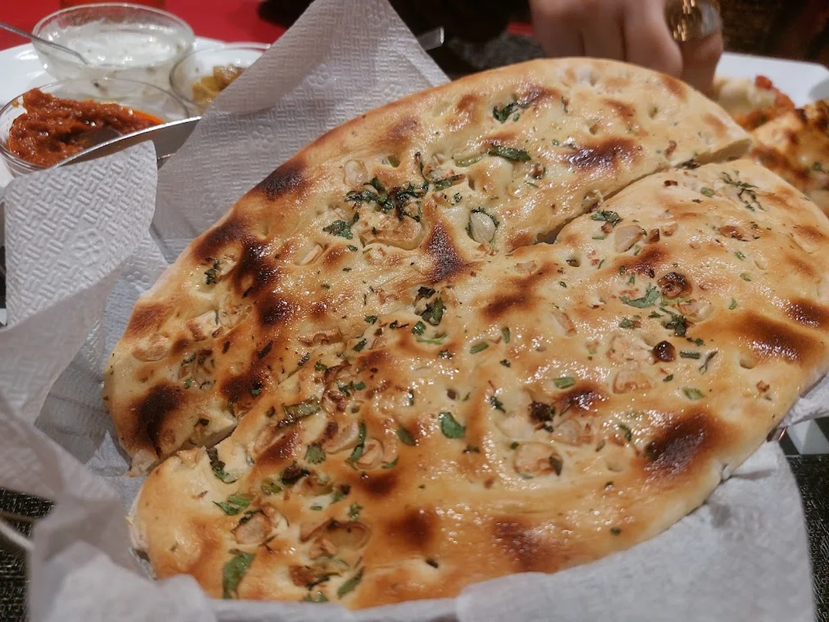 Tandoori Indian Restaurant - Görsel 3