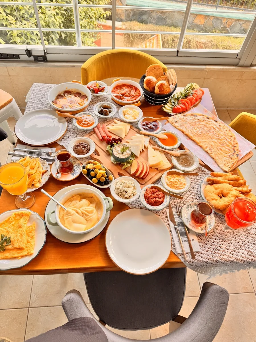 Yaseminli Bahçe Kafe-Restoran Bahçeşehir - Görsel 3