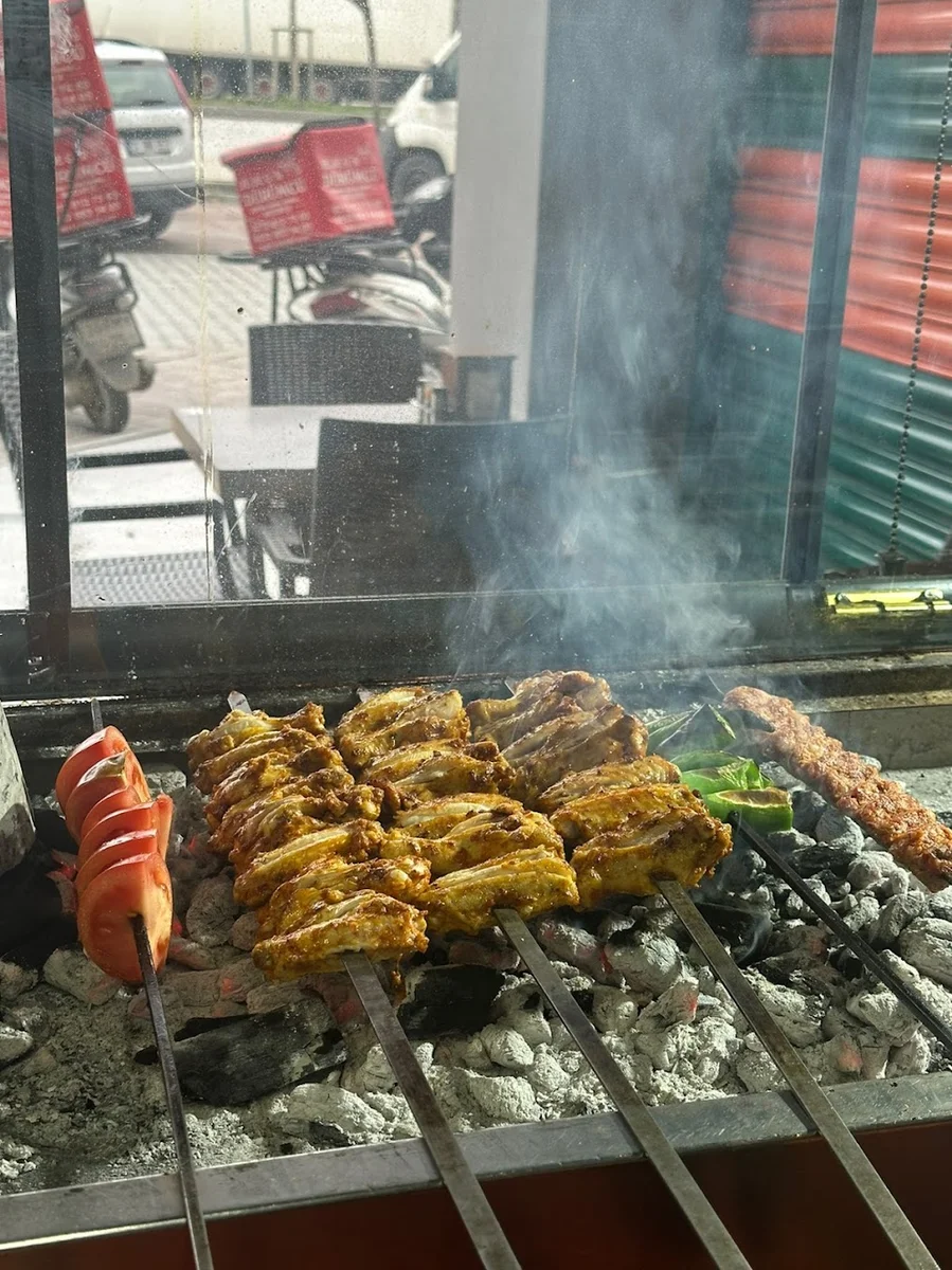 YEDE GÖR DÜRÜM - Görsel 1