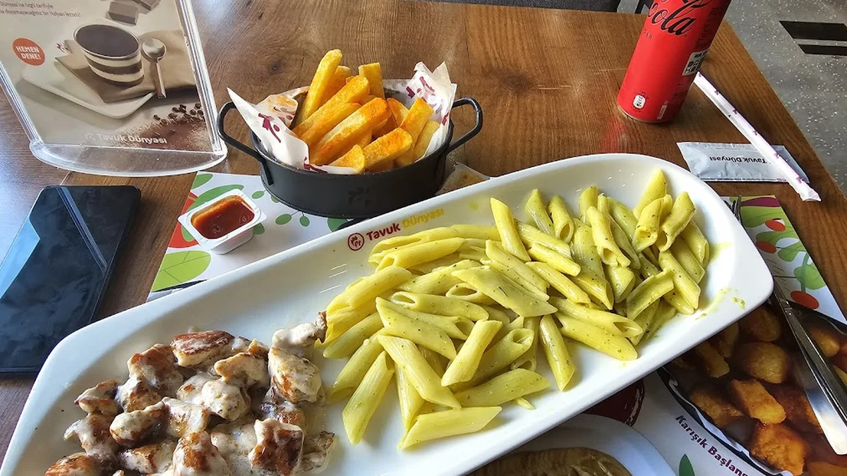 Tavuk Dünyası Bahçeşehir Cadde - Görsel 1