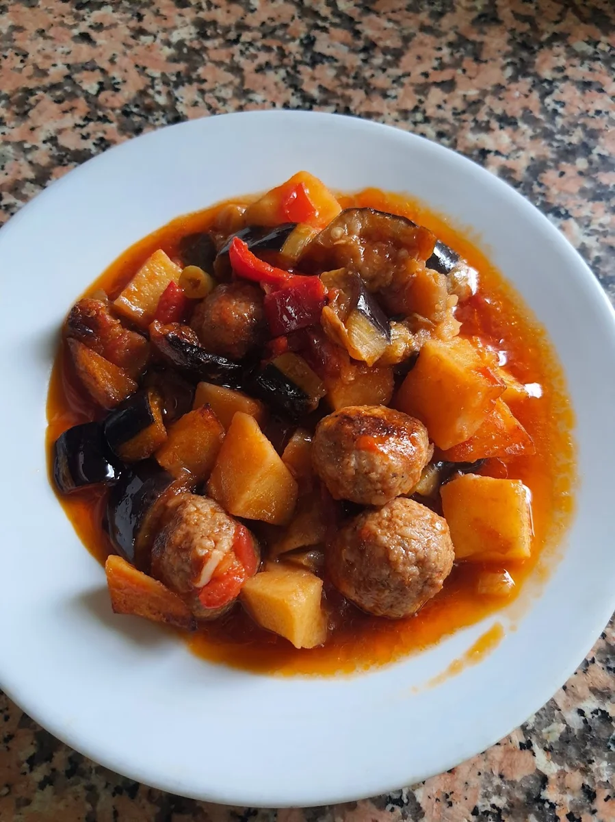 Cafe Tolga Ev Yemekleri ve Tabldot - Görsel 4