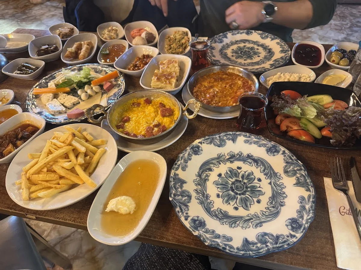 Gülmahal Restaurant Kafe, Nargile – Kendin Pişir ve Serpme Kahvaltı - Görsel 7