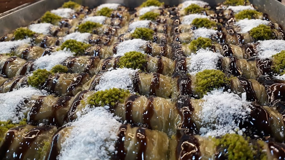 nadiroğlu baklava - Görsel 2