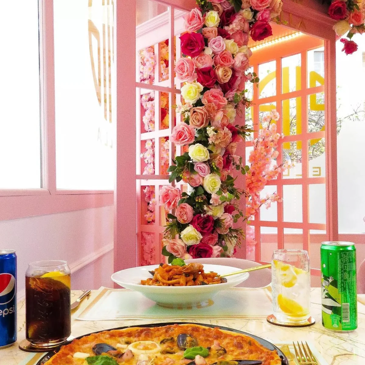 Yöreler Pide Lahmacun Pizza Salonu - Görsel 4