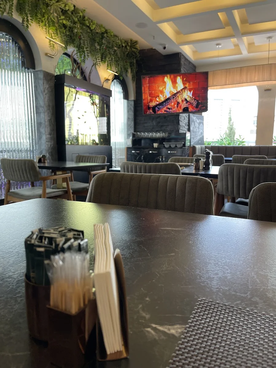 Fiesta Restaurant - Görsel 3