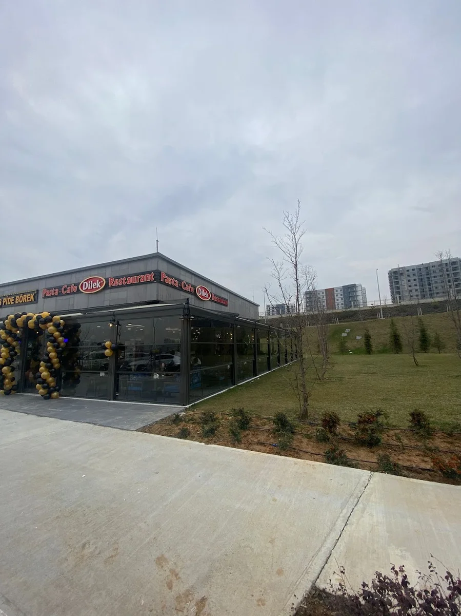 Dilek Pastanesi Çam Ve Sakura Şubesi - Görsel 1