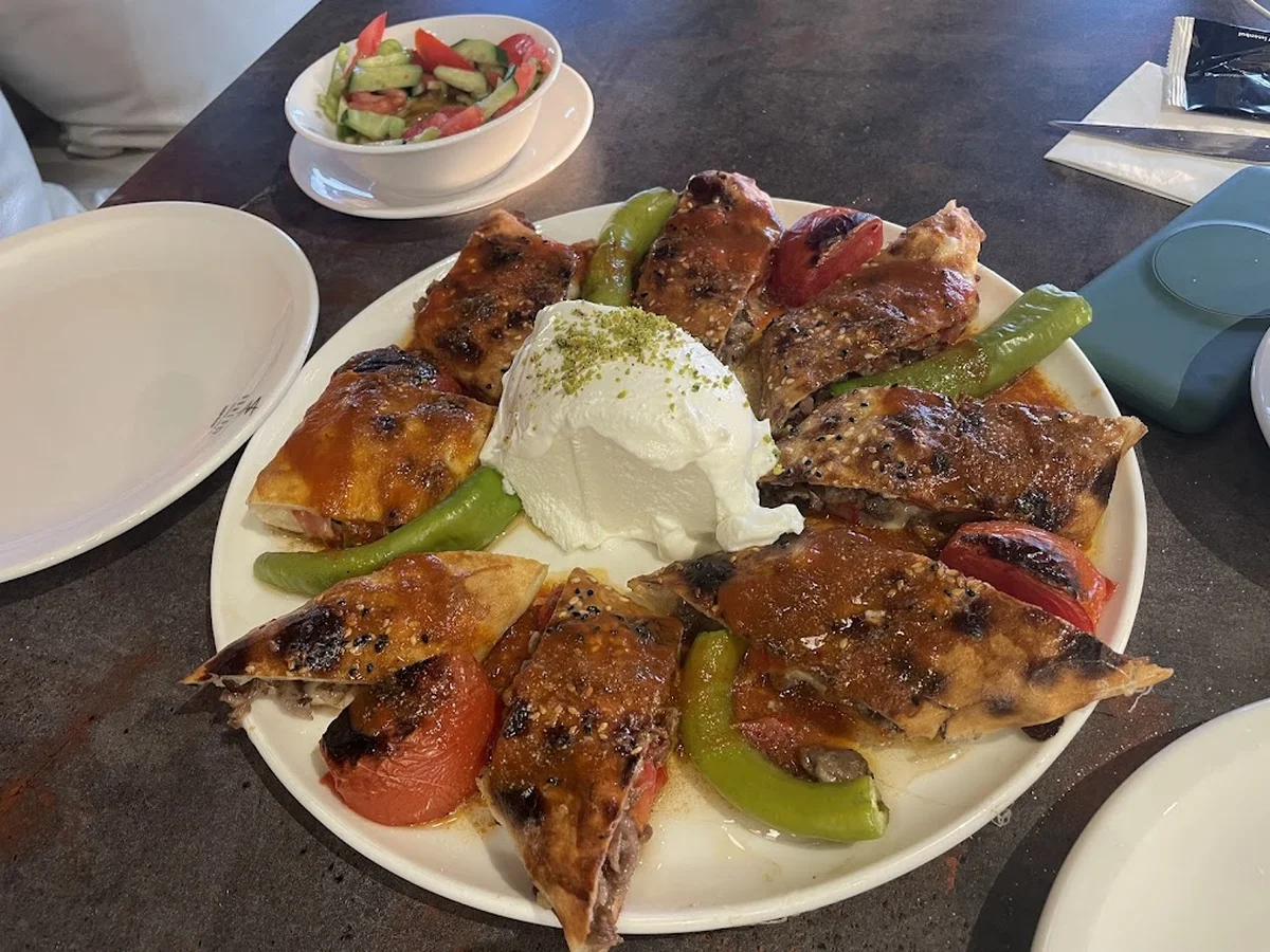 Dönerci Serkan Usta Express City’s İstanbul AVM - Görsel 1