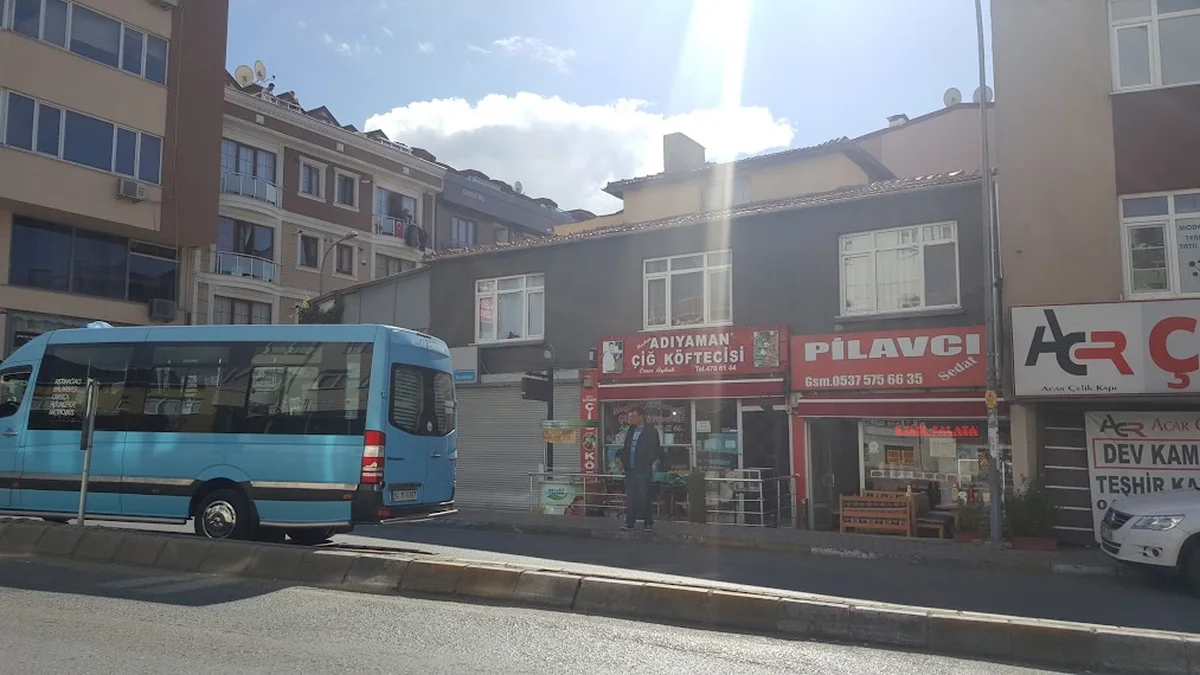 Meşhur Adıyaman Çiğ Köftecisi Ömer AYBAK - Görsel 1