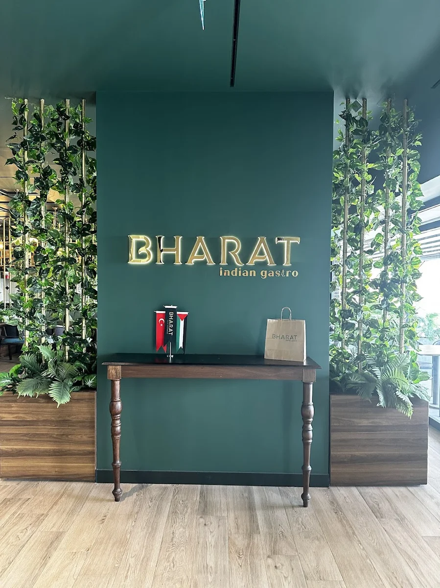 Bharat Restaurant - Görsel 3