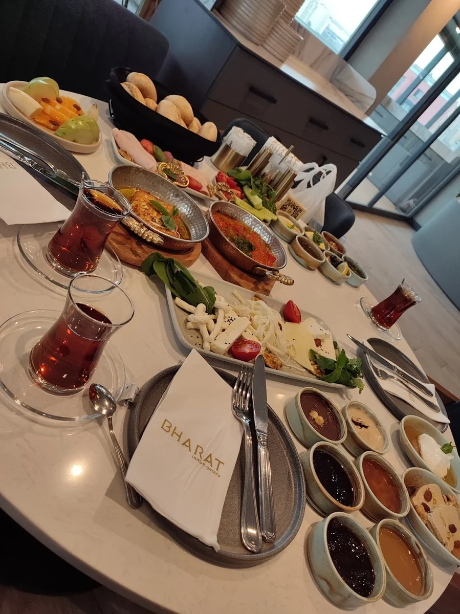 Bharat Restaurant - Görsel 4