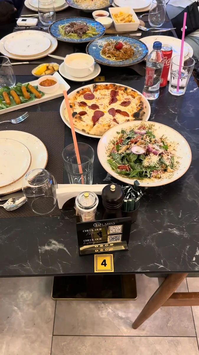 Larisa Restaurant & Pizza & Sushı & Pasta & Salad & BBQ & Coffee - Görsel 5