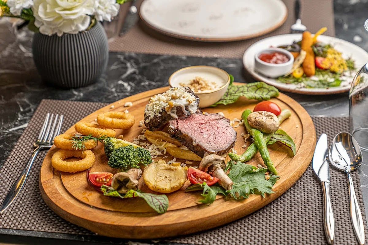 Larisa Restaurant & Pizza & Sushı & Pasta & Salad & BBQ & Coffee - Görsel 8