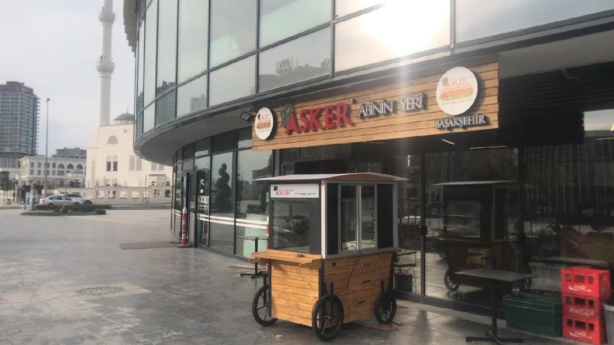 Asker Abinin Yeri Başakşehir - Görsel 1