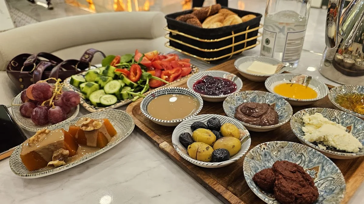 O La Vita Lounge - Görsel 1