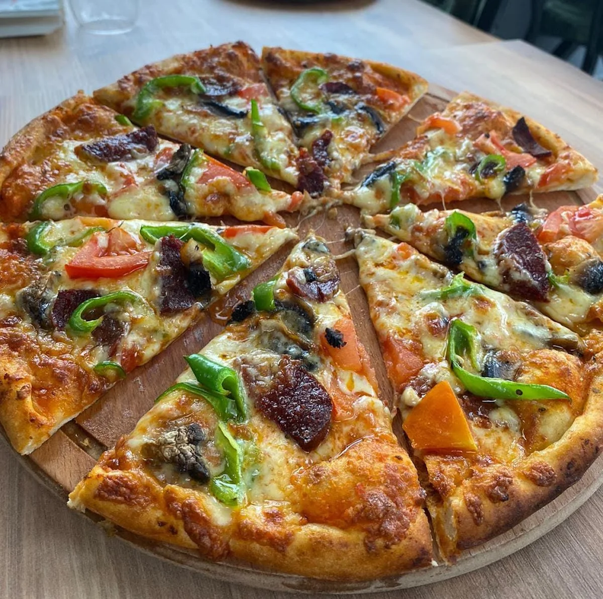 Melik Usta Kebap Pide Lahmacun Dürüm - Görsel 8