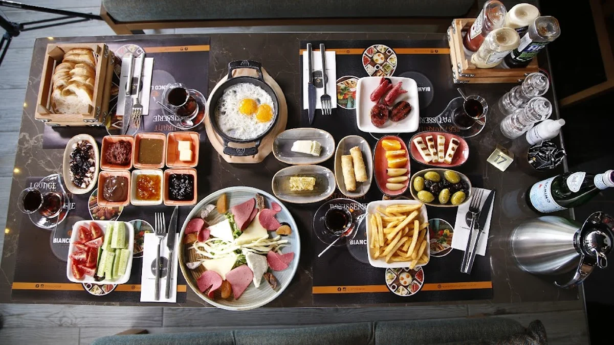 Bianco latte - Görsel 3