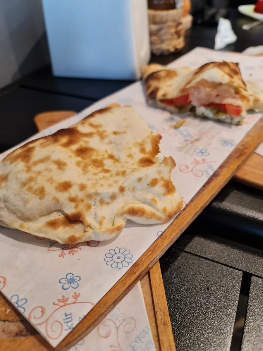 LÜBNAN MANOUŞE FİRİNİ فرن المنقوشة اللبنانية - Görsel 8