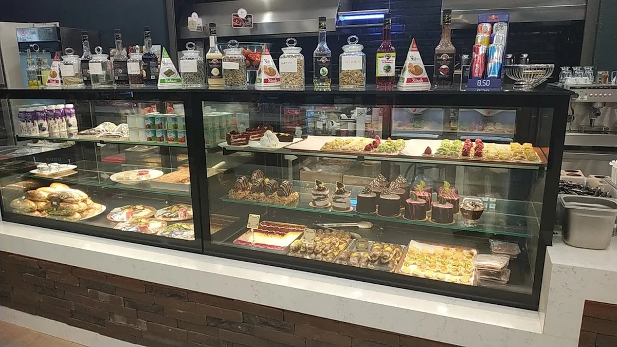 Sakura cafe restaurant - Görsel 8