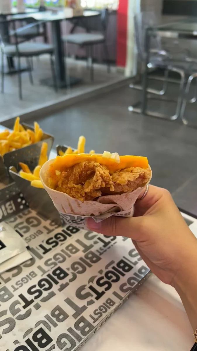 Bigst Fried Chicken - Görsel 1