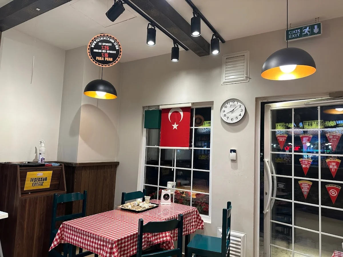PizzaLazza Kayaşehir - Görsel 2