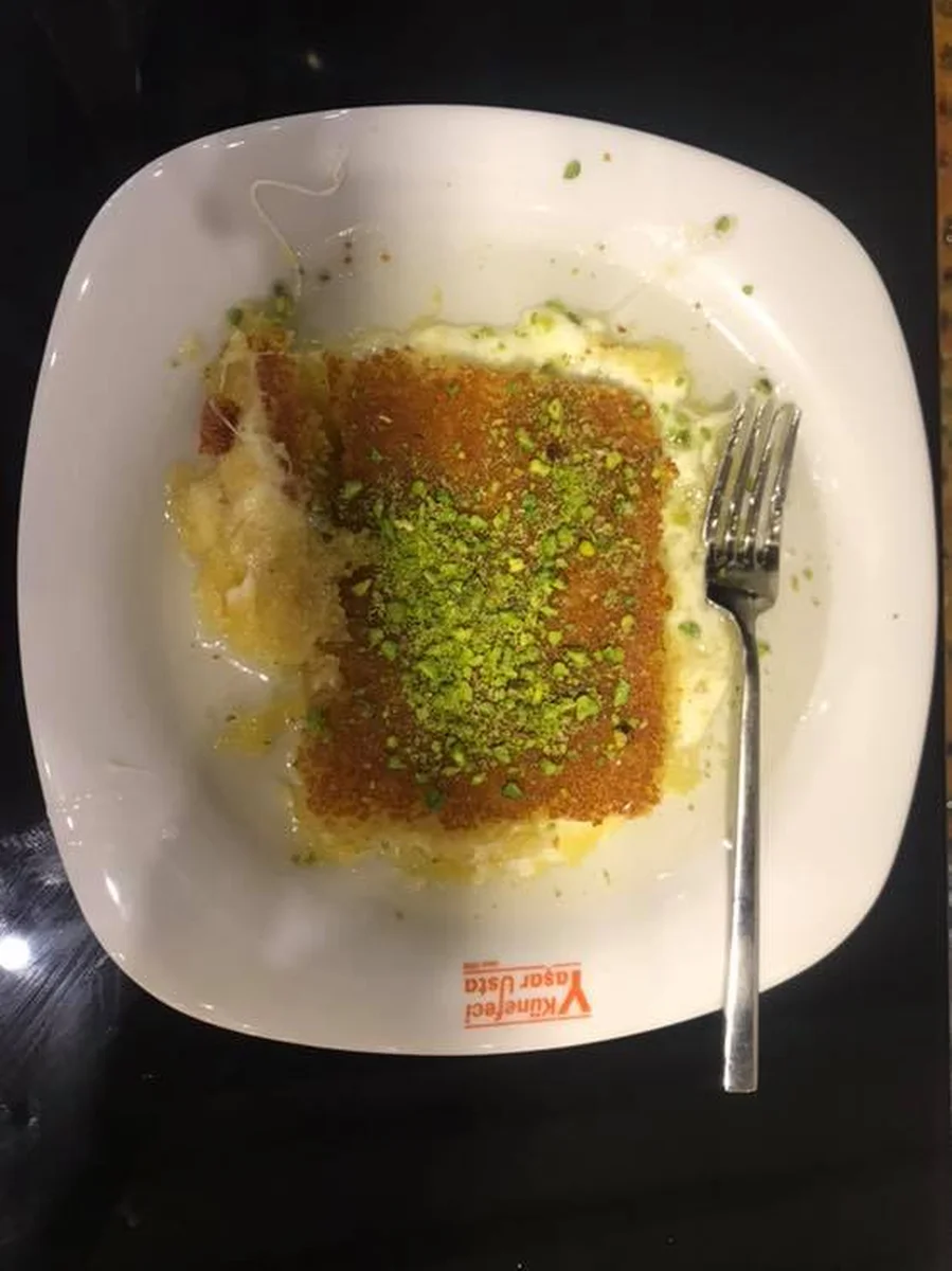 Yaşar Usta Tantuni & Künefe - Görsel 3