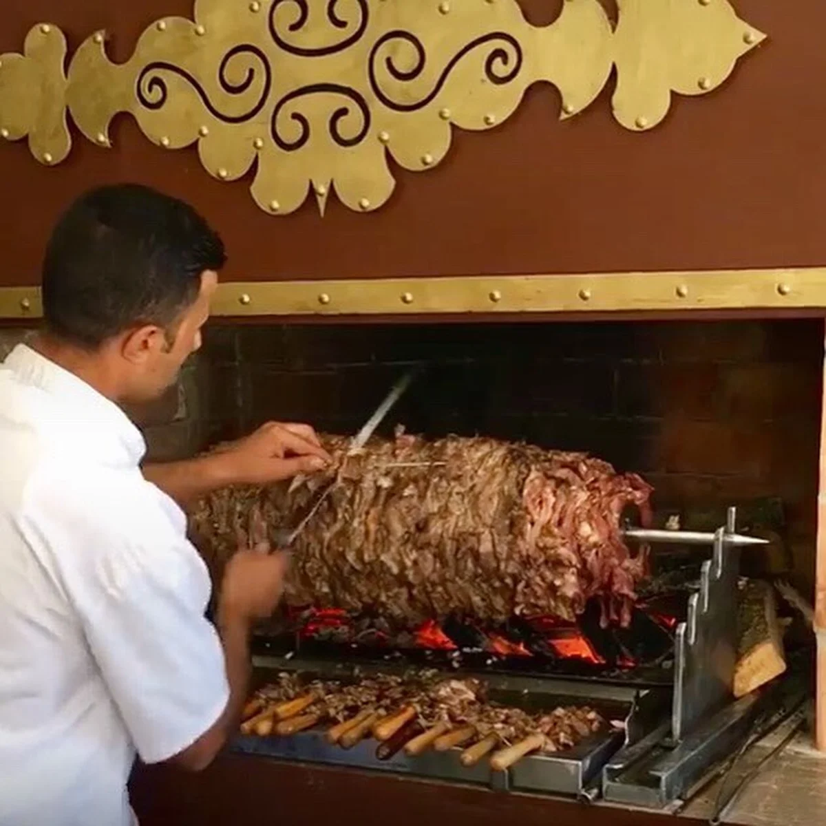 ARNAVUTKÖY ERZURUM CAĞKEBABI - Görsel 3