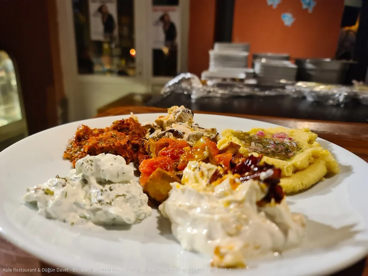 Amazoon Restaurant & Düğün Davet - Görsel 1