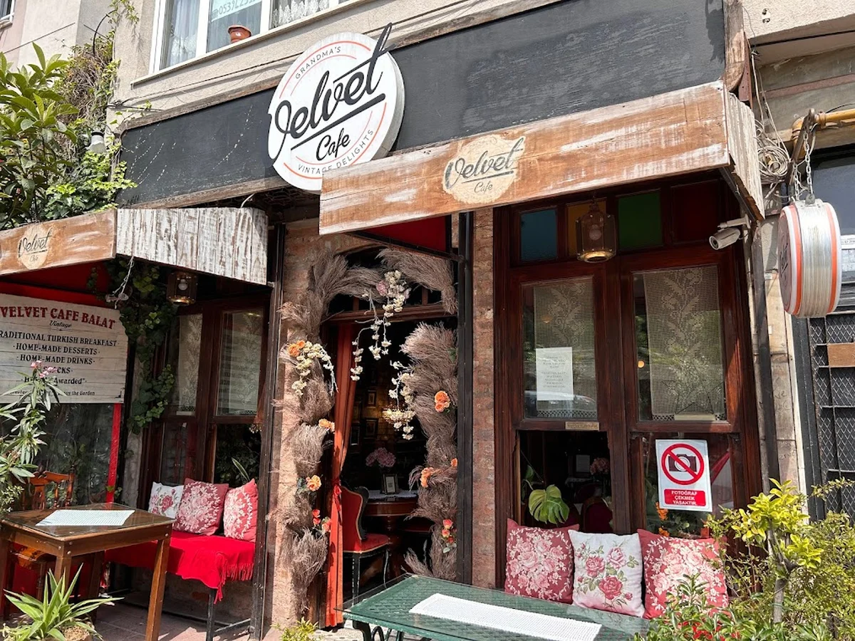 Velvet Cafe, Balat - Görsel 2